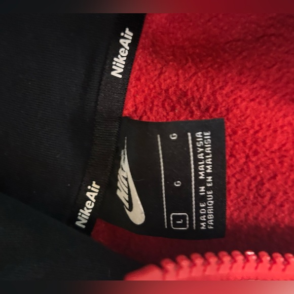 Nike Air zip up hoodie size large - Picture 3 of 3